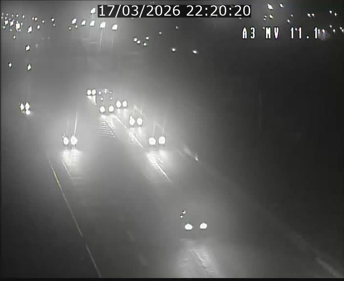 Traffic live webcam Luxembourg Croix de Bettembourg A3 - BK 11.1 - direction Luxembourg-ville