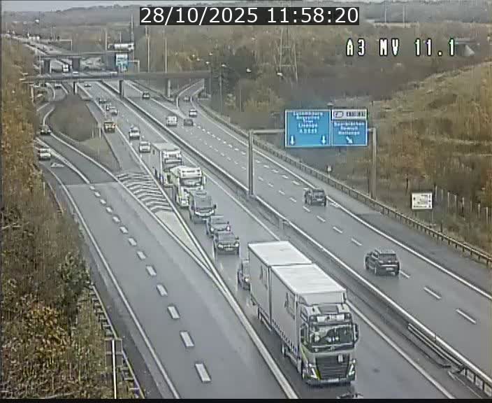 <h2>Traffic live webcam Luxembourg Croix de Bettembourg A3 - BK 11.1 - direction Luxembourg-ville</h2>