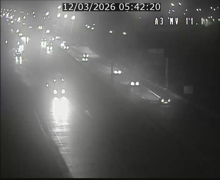 Traffic live webcam Luxembourg Croix de Bettembourg A3 - BK 11.1 - direction Luxembourg-ville