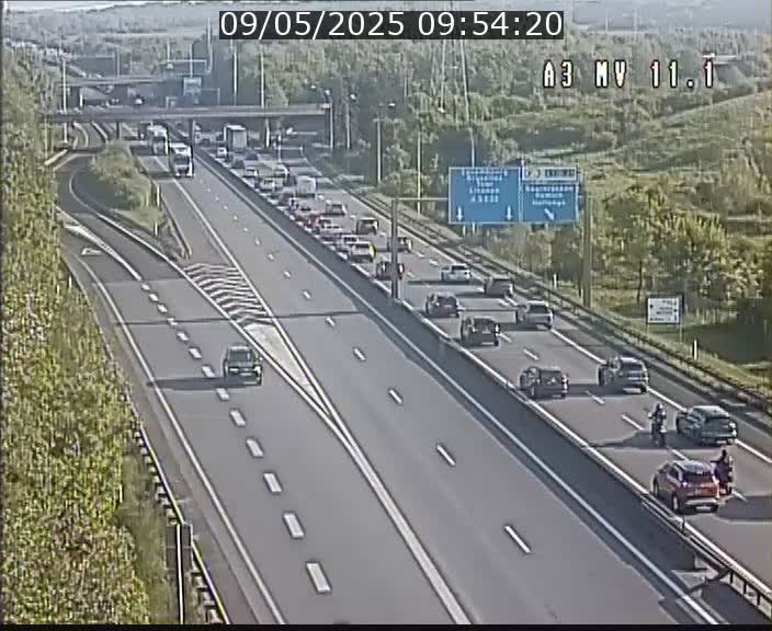 Traffic live webcam Luxembourg Croix de Bettembourg A3 - BK 11.1 - direction Luxembourg-ville