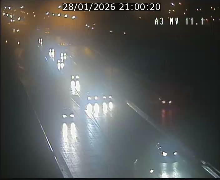 <h2>Traffic live webcam Luxembourg Croix de Bettembourg A3 - BK 11.1 - direction Luxembourg-ville</h2>