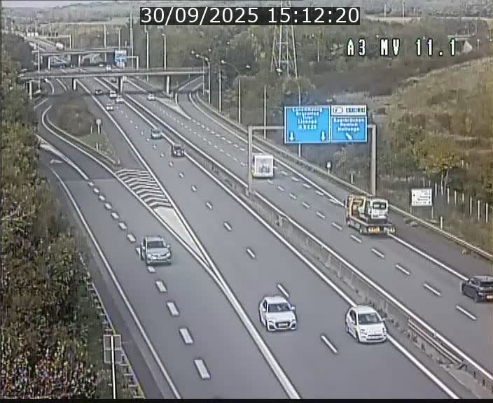 <h2>Traffic live webcam Luxembourg Croix de Bettembourg A3 - BK 11.1 - direction Luxembourg-ville</h2>