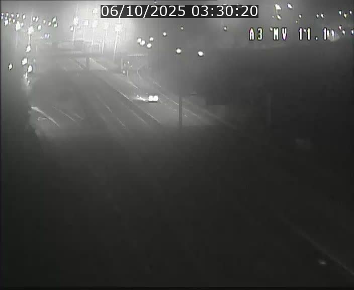 <h2>Traffic live webcam Luxembourg Croix de Bettembourg A3 - BK 11.1 - direction Luxembourg-ville</h2>