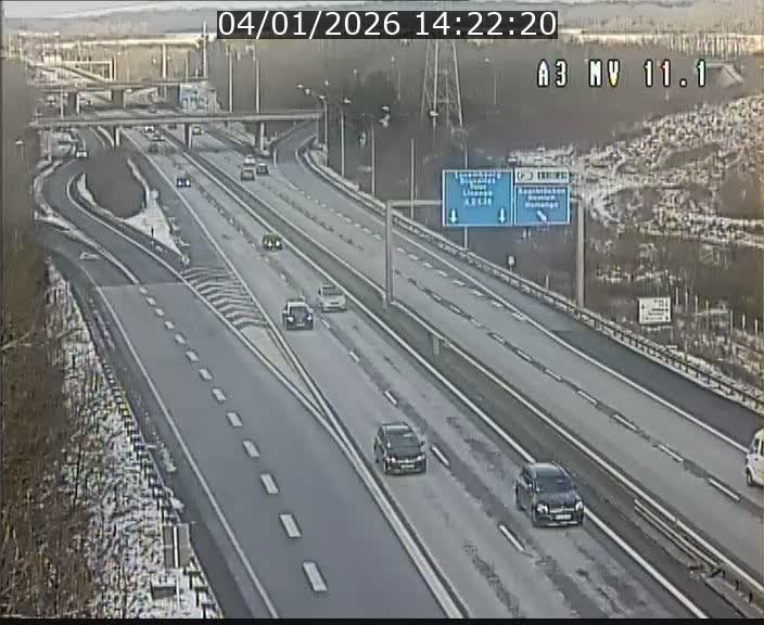 Traffic live webcam Luxembourg Croix de Bettembourg A3 - BK 11.1 - direction Luxembourg-ville