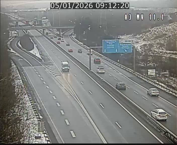 Traffic live webcam Luxembourg Croix de Bettembourg A3 - BK 11.1 - direction Luxembourg-ville