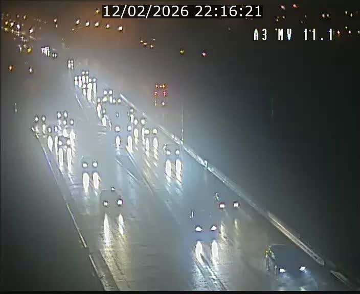 <h2>Traffic live webcam Luxembourg Croix de Bettembourg A3 - BK 11.1 - direction Luxembourg-ville</h2>