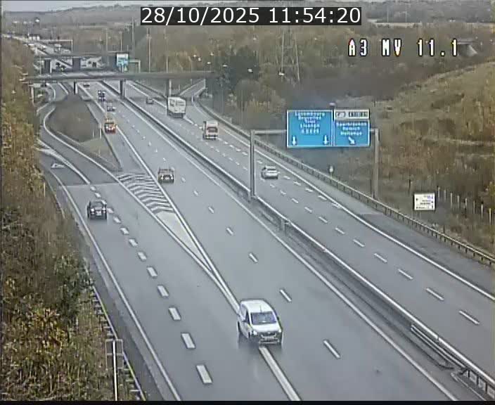 <h2>Traffic live webcam Luxembourg Croix de Bettembourg A3 - BK 11.1 - direction Luxembourg-ville</h2>