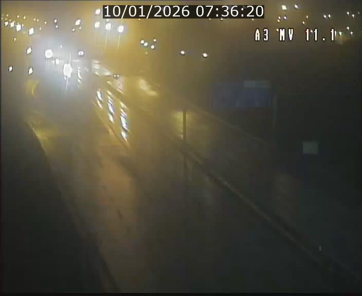 <h2>Traffic live webcam Luxembourg Croix de Bettembourg A3 - BK 11.1 - direction Luxembourg-ville</h2>