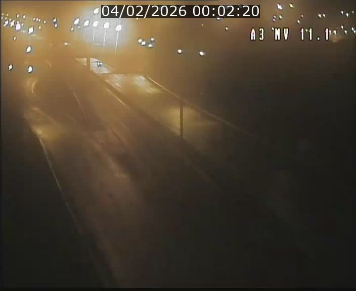 <h2>Traffic live webcam Luxembourg Croix de Bettembourg A3 - BK 11.1 - direction Luxembourg-ville</h2>