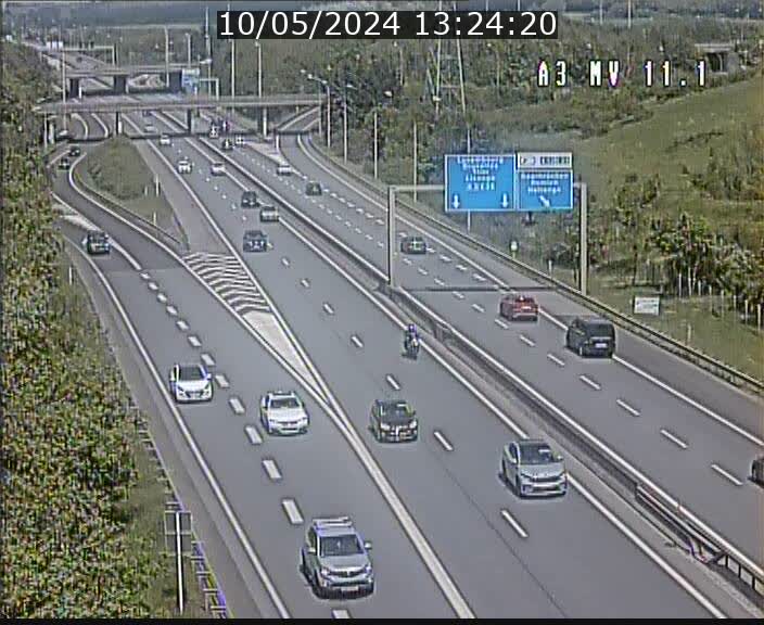 Traffic live webcam Luxembourg Croix de Bettembourg A3 - BK 11.1 - direction Luxembourg-ville