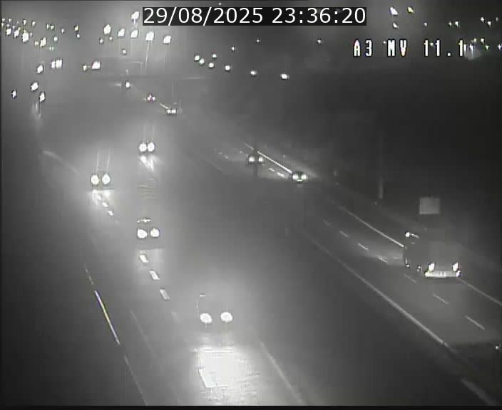 <h2>Traffic live webcam Luxembourg Croix de Bettembourg A3 - BK 11.1 - direction Luxembourg-ville</h2>