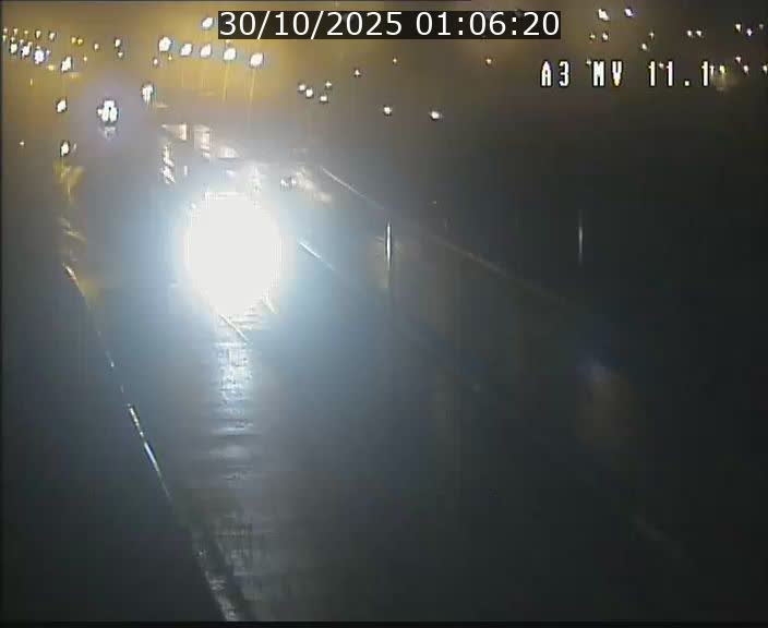 Traffic live webcam Luxembourg Croix de Bettembourg A3 - BK 11.1 - direction Luxembourg-ville