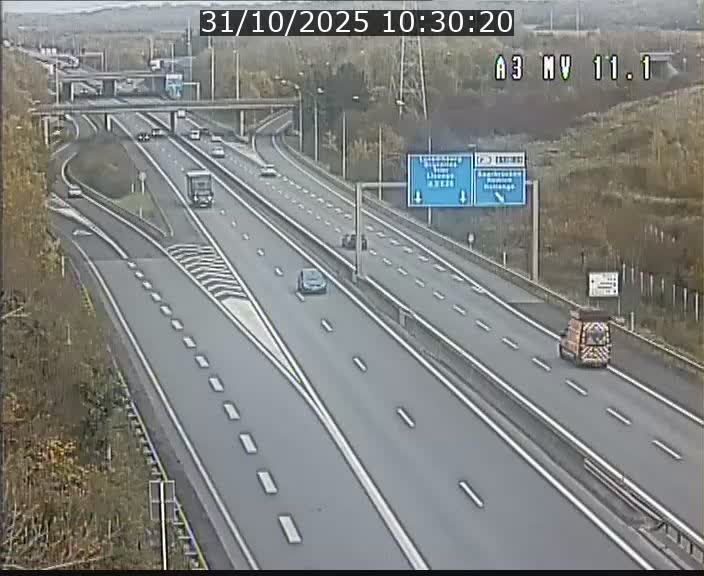 <h2>Traffic live webcam Luxembourg Croix de Bettembourg A3 - BK 11.1 - direction Luxembourg-ville</h2>
