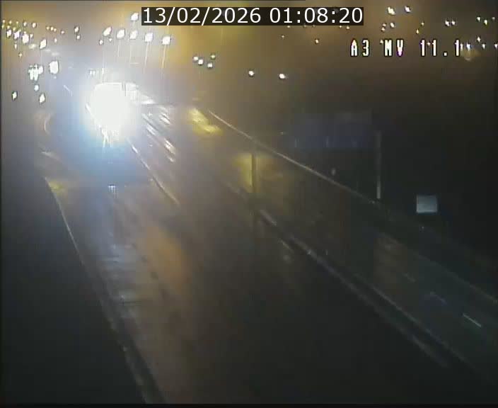 <h2>Traffic live webcam Luxembourg Croix de Bettembourg A3 - BK 11.1 - direction Luxembourg-ville</h2>