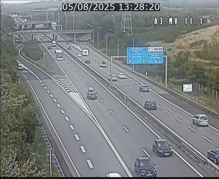 Traffic live webcam Luxembourg Croix de Bettembourg A3 - BK 11.1 - direction Luxembourg-ville