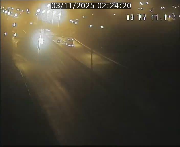 <h2>Traffic live webcam Luxembourg Croix de Bettembourg A3 - BK 11.1 - direction Luxembourg-ville</h2>