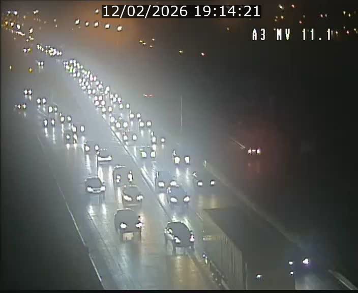 <h2>Traffic live webcam Luxembourg Croix de Bettembourg A3 - BK 11.1 - direction Luxembourg-ville</h2>