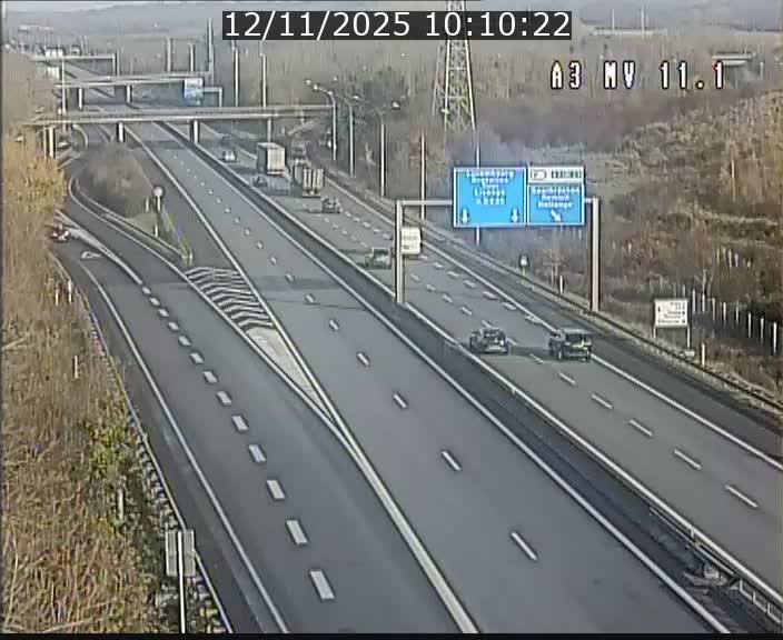 <h2>Traffic live webcam Luxembourg Croix de Bettembourg A3 - BK 11.1 - direction Luxembourg-ville</h2>