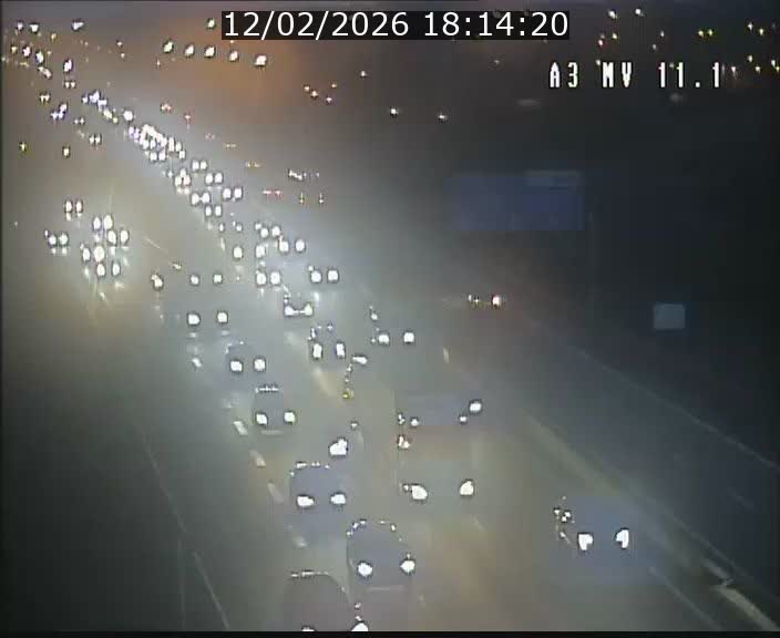 <h2>Traffic live webcam Luxembourg Croix de Bettembourg A3 - BK 11.1 - direction Luxembourg-ville</h2>