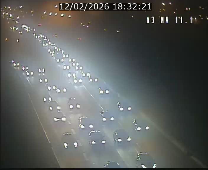 <h2>Traffic live webcam Luxembourg Croix de Bettembourg A3 - BK 11.1 - direction Luxembourg-ville</h2>