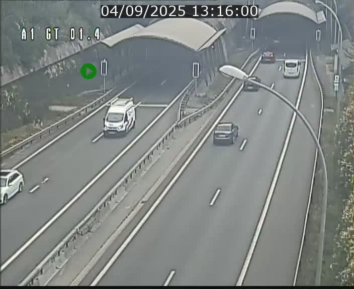 <h2>Traffic live webcam Luxembourg Hesperange - A1 direction Kirchberg - BK 1.4</h2>