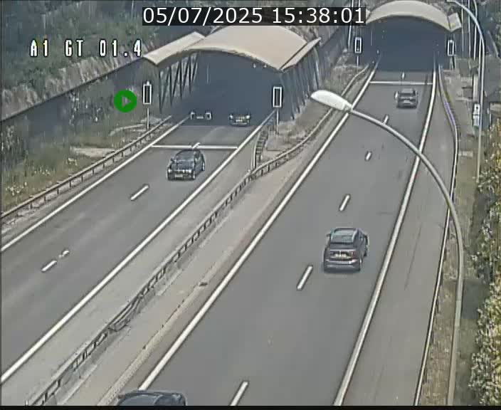 Traffic live webcam Luxembourg Hesperange - A1 direction Kirchberg - BK 1.4