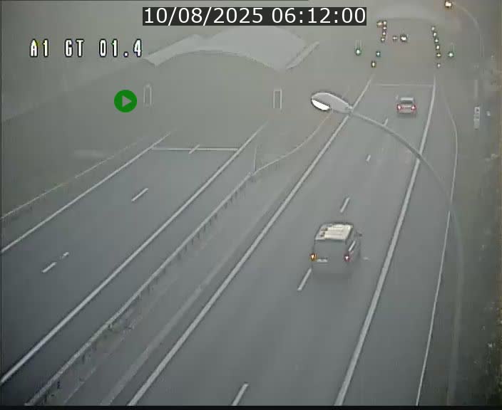 <h2>Traffic live webcam Luxembourg Hesperange - A1 direction Kirchberg - BK 1.4</h2>