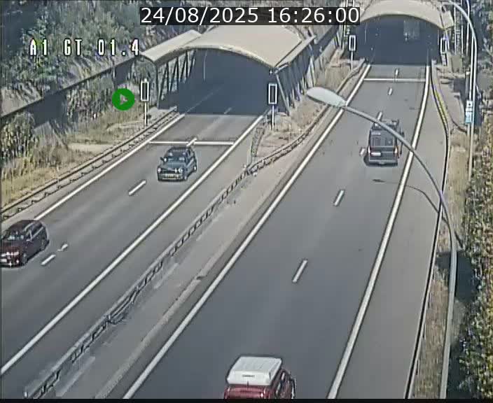 <h2>Traffic live webcam Luxembourg Hesperange - A1 direction Kirchberg - BK 1.4</h2>