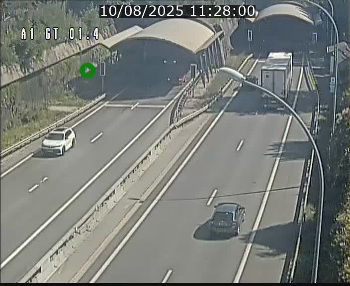 <h2>Traffic live webcam Luxembourg Hesperange - A1 direction Kirchberg - BK 1.4</h2>