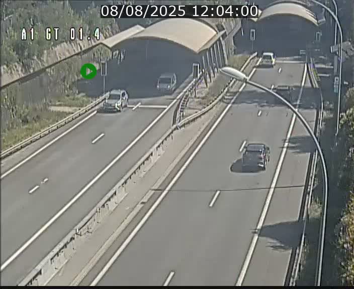 <h2>Traffic live webcam Luxembourg Hesperange - A1 direction Kirchberg - BK 1.4</h2>