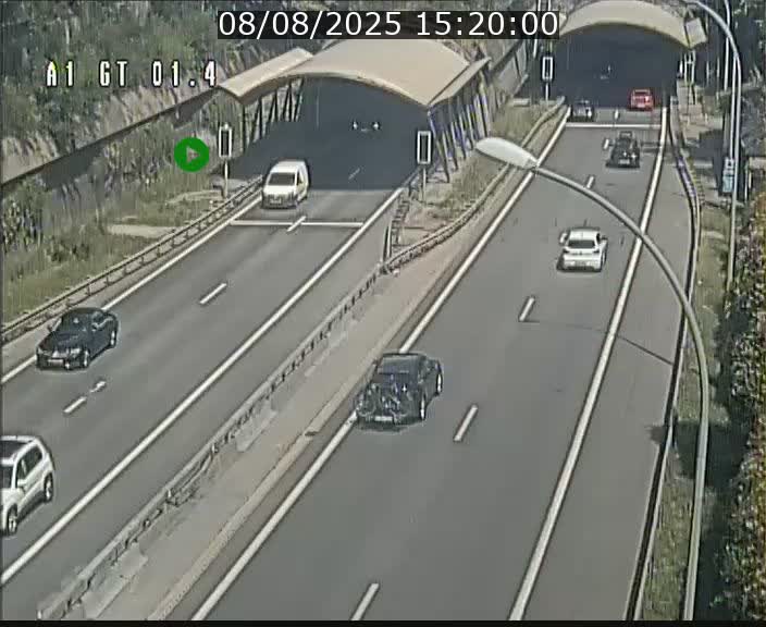 <h2>Traffic live webcam Luxembourg Hesperange - A1 direction Kirchberg - BK 1.4</h2>