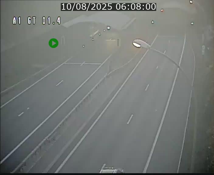 <h2>Traffic live webcam Luxembourg Hesperange - A1 direction Kirchberg - BK 1.4</h2>