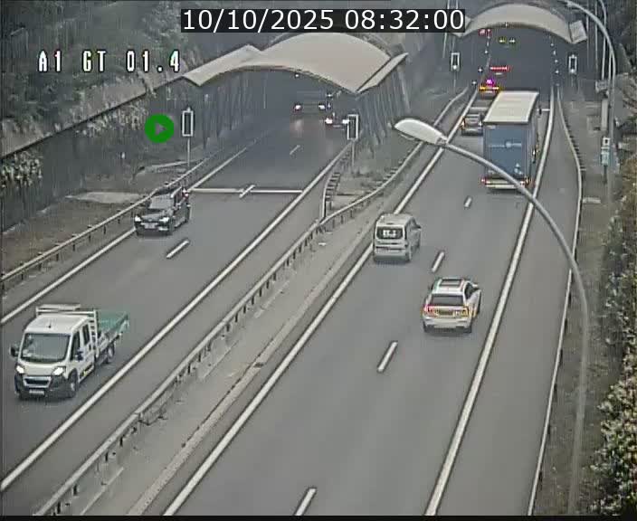 <h2>Traffic live webcam Luxembourg Hesperange - A1 direction Kirchberg - BK 1.4</h2>
