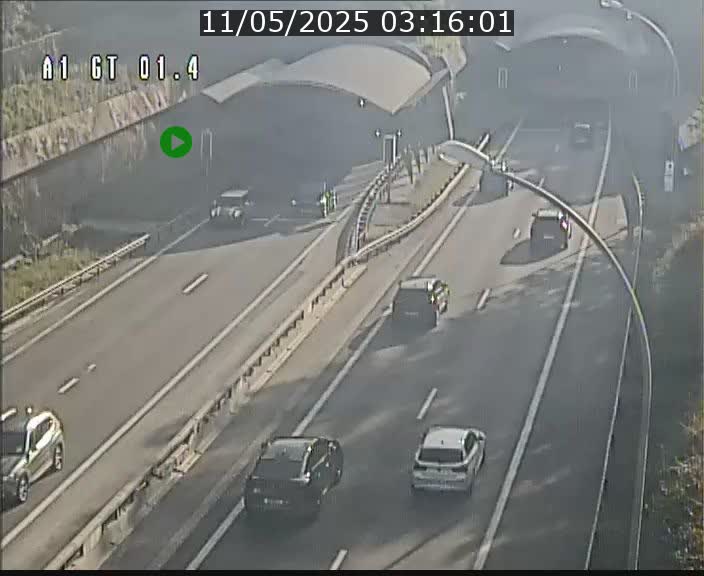 <h2>Traffic live webcam Luxembourg Hesperange - A1 direction Kirchberg - BK 1.4</h2>