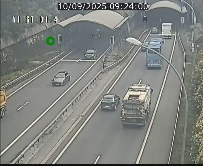<h2>Traffic live webcam Luxembourg Hesperange - A1 direction Kirchberg - BK 1.4</h2>