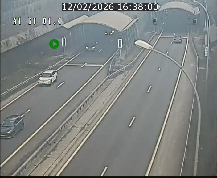 <h2>Traffic live webcam Luxembourg Hesperange - A1 direction Kirchberg - BK 1.4</h2>