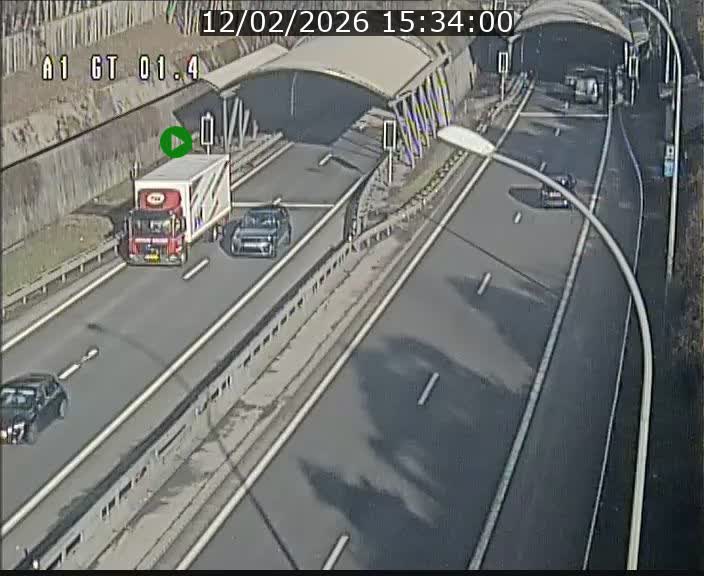 <h2>Traffic live webcam Luxembourg Hesperange - A1 direction Kirchberg - BK 1.4</h2>