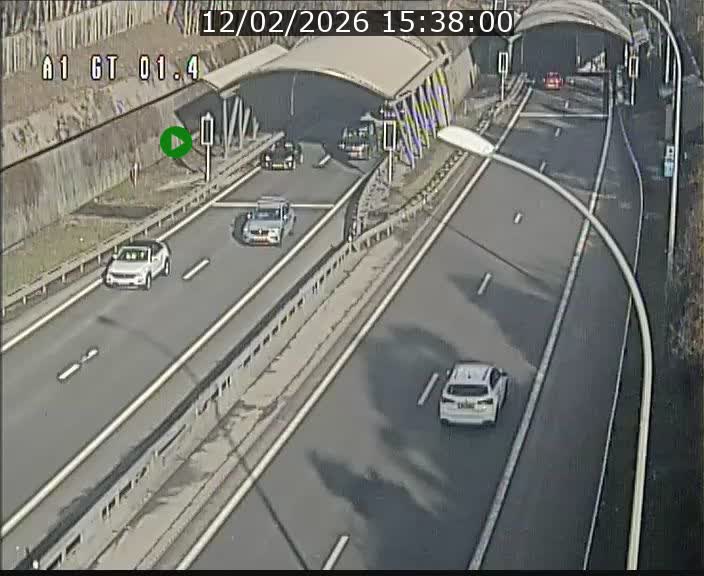 <h2>Traffic live webcam Luxembourg Hesperange - A1 direction Kirchberg - BK 1.4</h2>