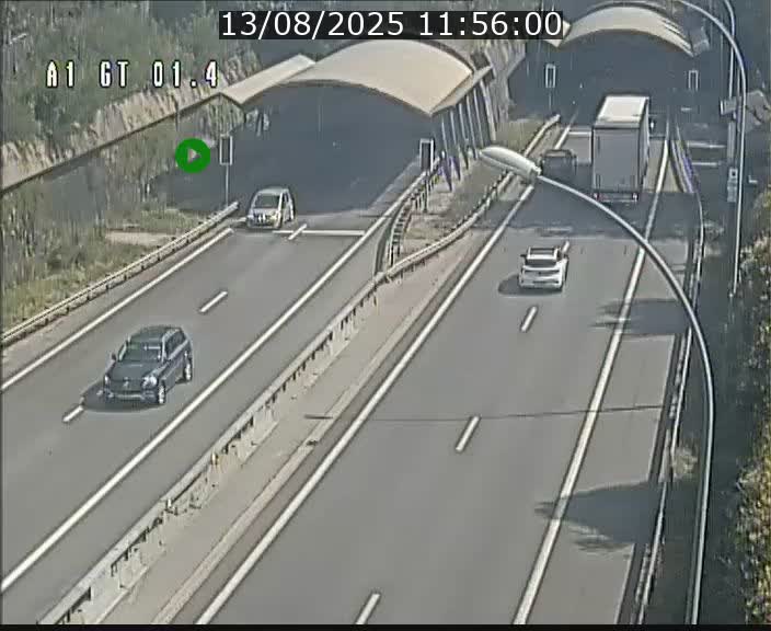 <h2>Traffic live webcam Luxembourg Hesperange - A1 direction Kirchberg - BK 1.4</h2>