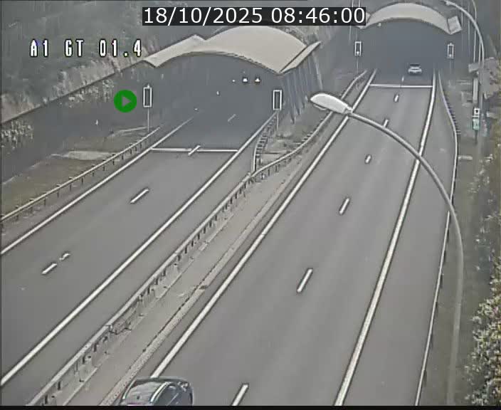 <h2>Traffic live webcam Luxembourg Hesperange - A1 direction Kirchberg - BK 1.4</h2>