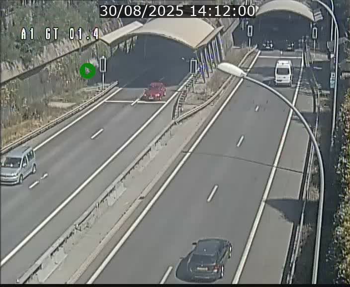 Traffic live webcam Luxembourg Hesperange - A1 direction Kirchberg - BK 1.4