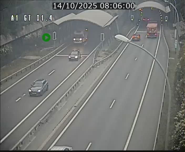 <h2>Traffic live webcam Luxembourg Hesperange - A1 direction Kirchberg - BK 1.4</h2>
