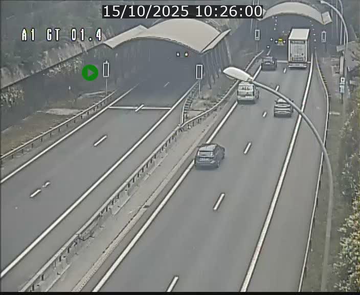 <h2>Traffic live webcam Luxembourg Hesperange - A1 direction Kirchberg - BK 1.4</h2>