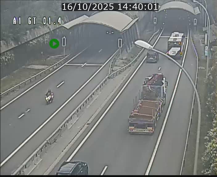 Traffic live webcam Luxembourg Hesperange - A1 direction Kirchberg - BK 1.4