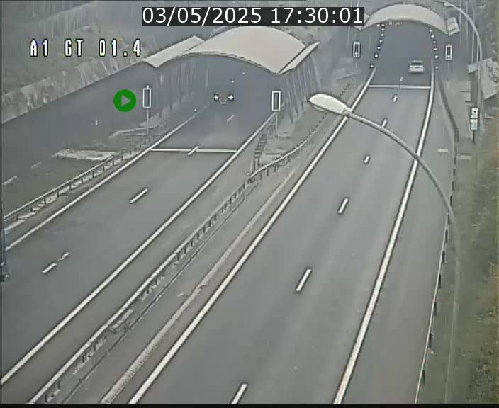 Traffic live webcam Luxembourg Hesperange - A1 direction Kirchberg - BK 1.4