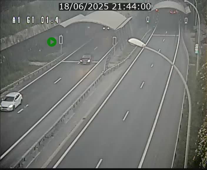 Traffic live webcam Luxembourg Hesperange - A1 direction Kirchberg - BK 1.4