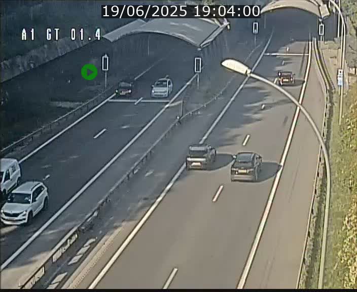 Traffic live webcam Luxembourg Hesperange - A1 direction Kirchberg - BK 1.4