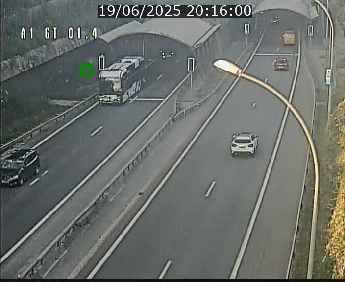 Traffic live webcam Luxembourg Hesperange - A1 direction Kirchberg - BK 1.4
