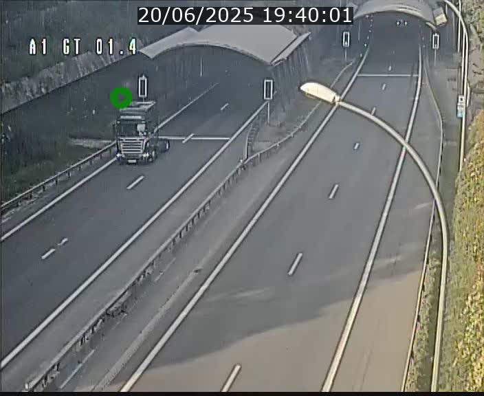 Traffic live webcam Luxembourg Hesperange - A1 direction Kirchberg - BK 1.4