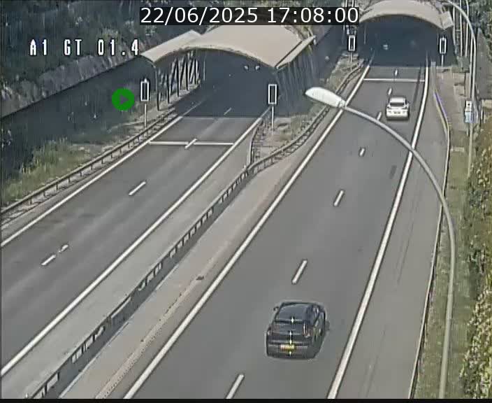 Traffic live webcam Luxembourg Hesperange - A1 direction Kirchberg - BK 1.4